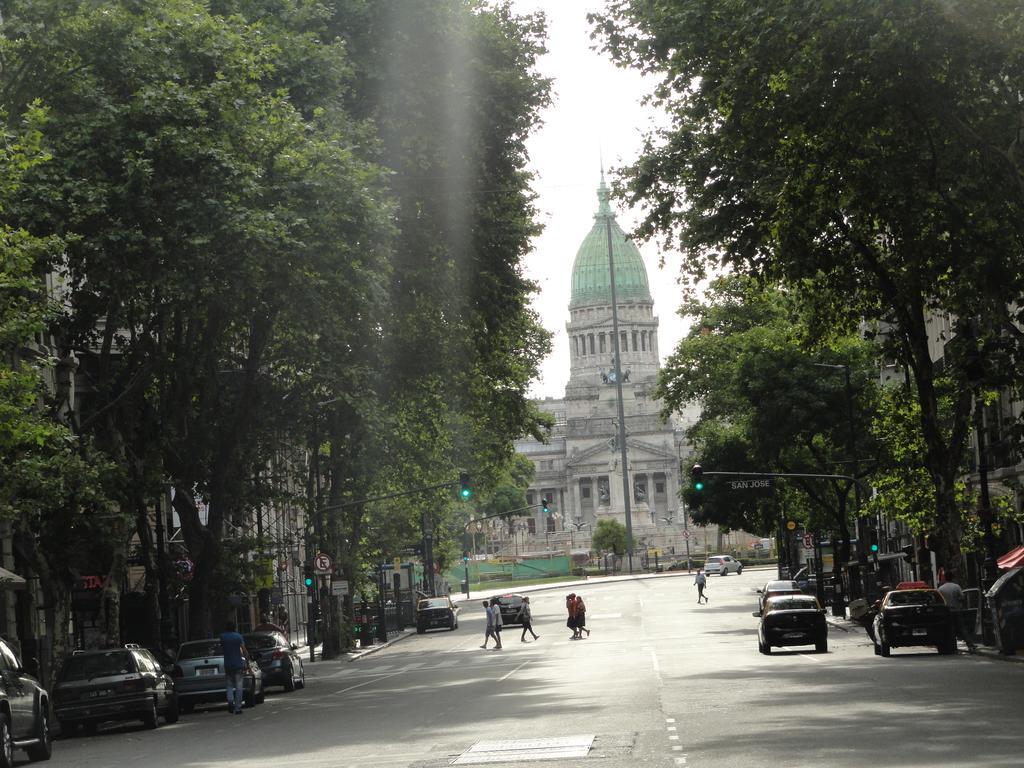 Apartamento Avenida De Mayo 1316 บัวโนสไอเรส ภายนอก รูปภาพ